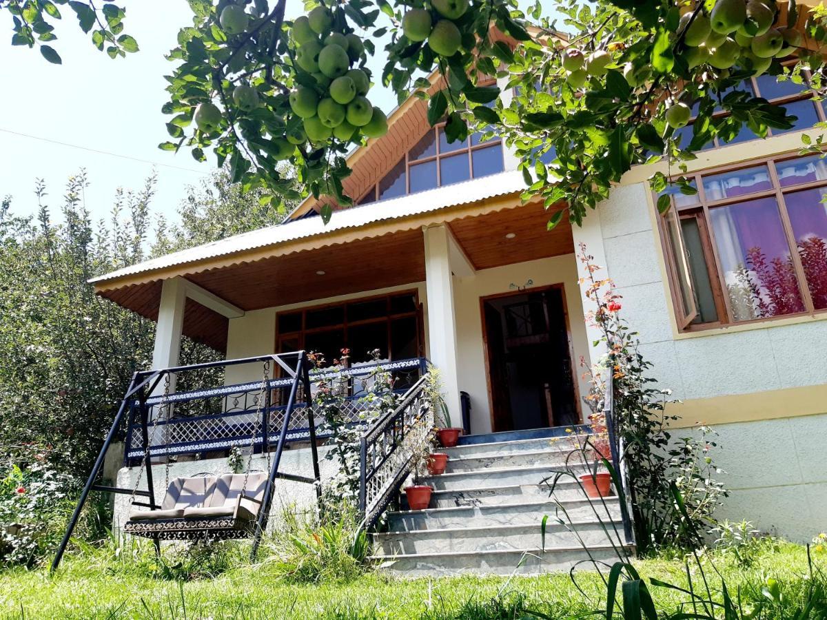 Heavenly Daze Cottage Маналі Екстер'єр фото