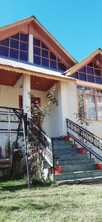 Heavenly Daze Cottage Маналі Екстер'єр фото
